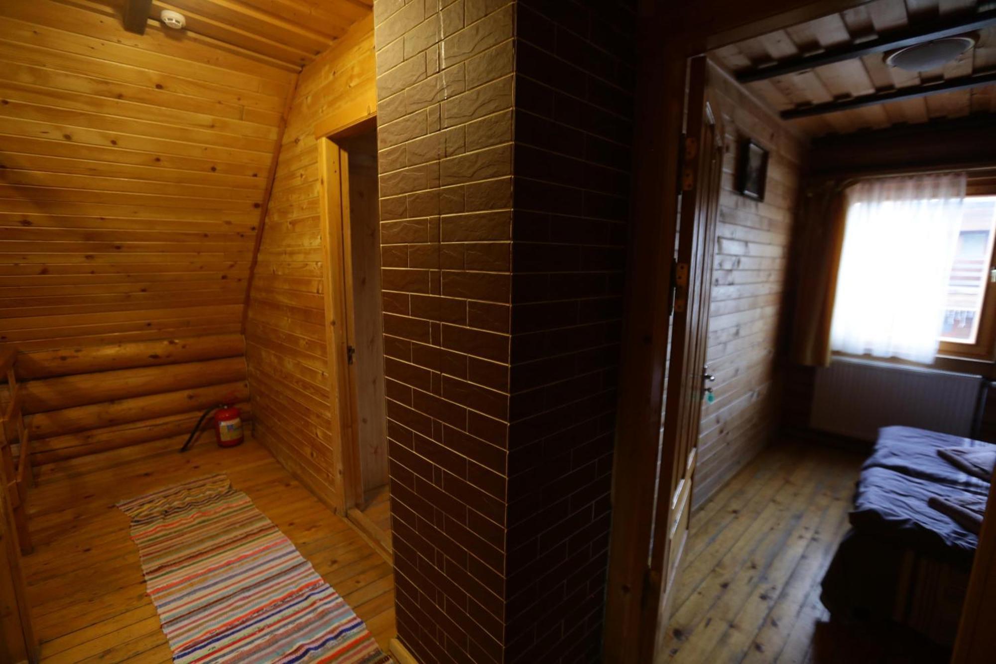 Guest House Podobovets 2000 Экстерьер фото
