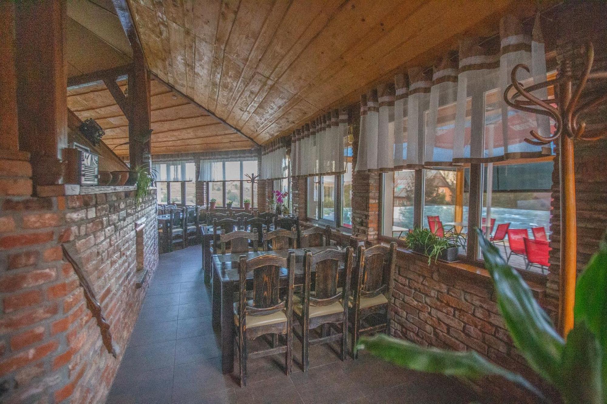 Guest House Podobovets 2000 Экстерьер фото