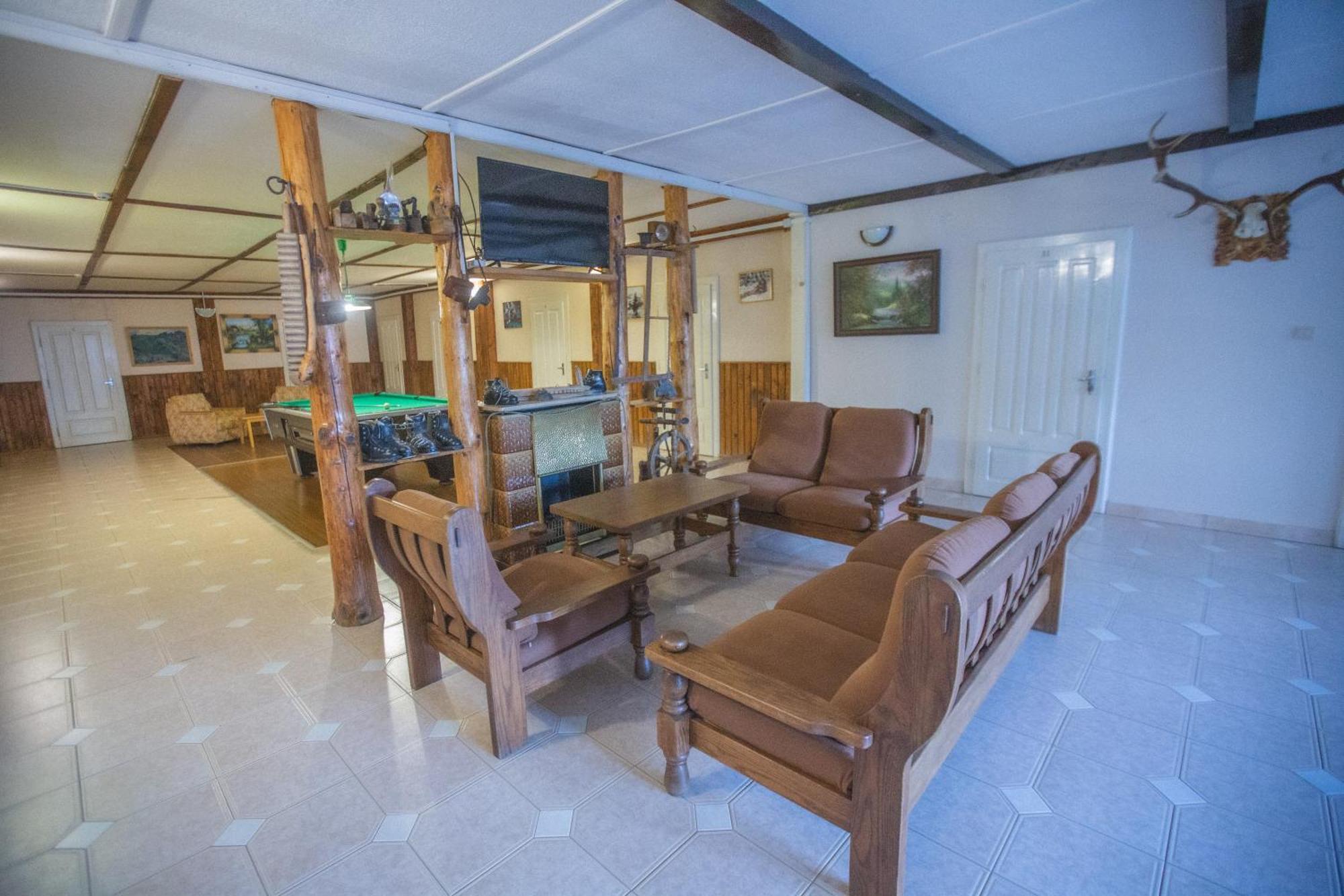 Guest House Podobovets 2000 Экстерьер фото