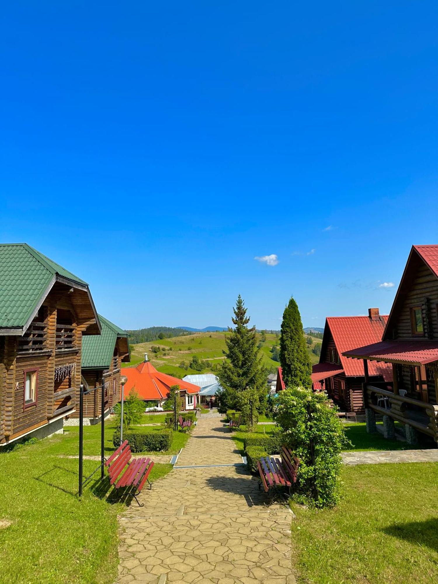 Guest House Podobovets 2000 Экстерьер фото